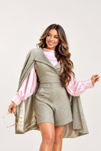 Load image into Gallery viewer, Le Ekhaya Signature cape
